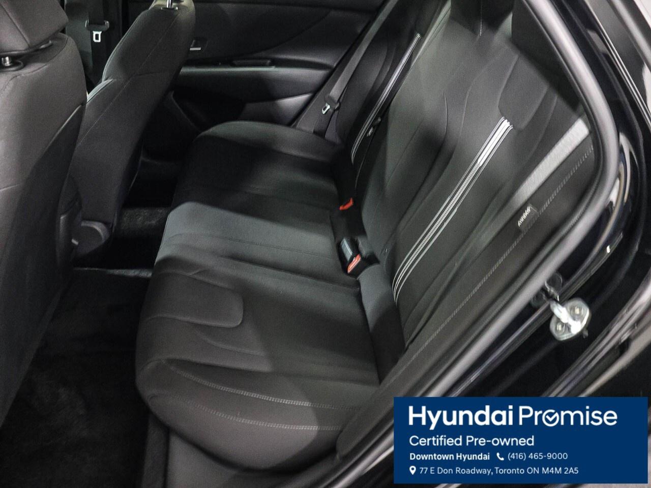 2024 Hyundai Elantra Preferred IVT Photo