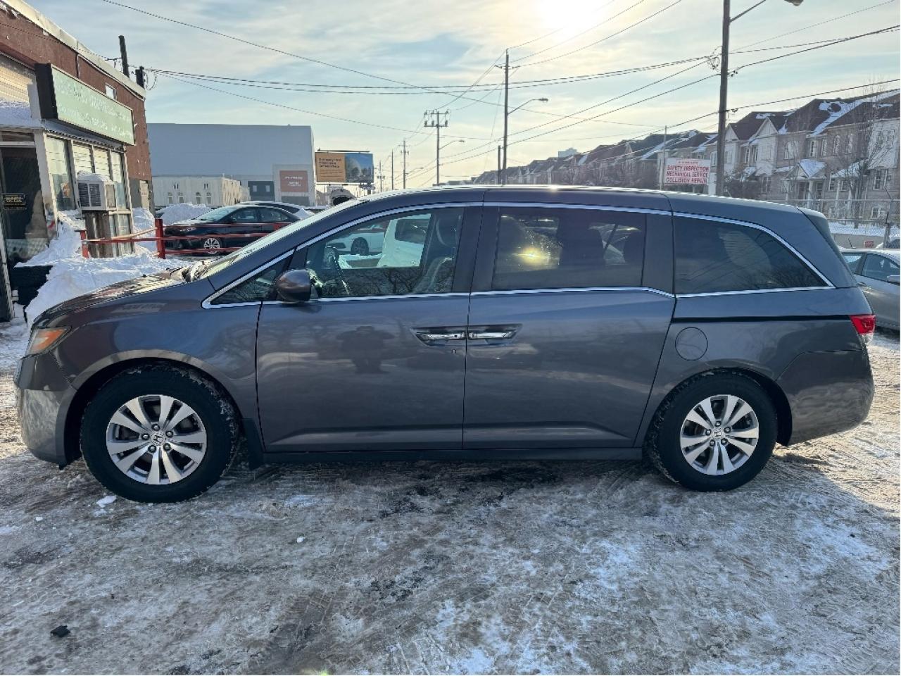 2016 Honda Odyssey EX Photo