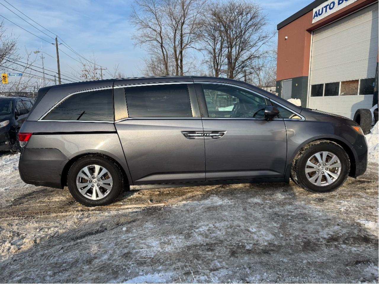 2016 Honda Odyssey EX Photo