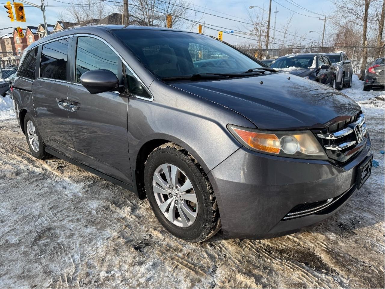 2016 Honda Odyssey EX Photo