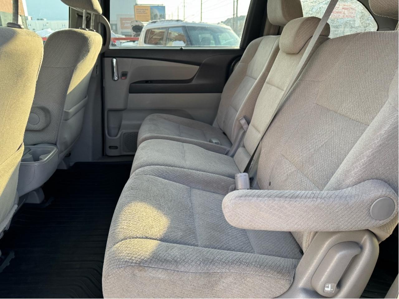 2016 Honda Odyssey EX Photo