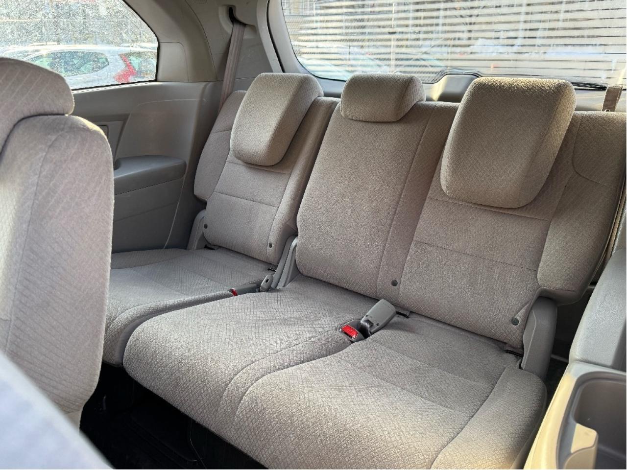 2016 Honda Odyssey EX Photo