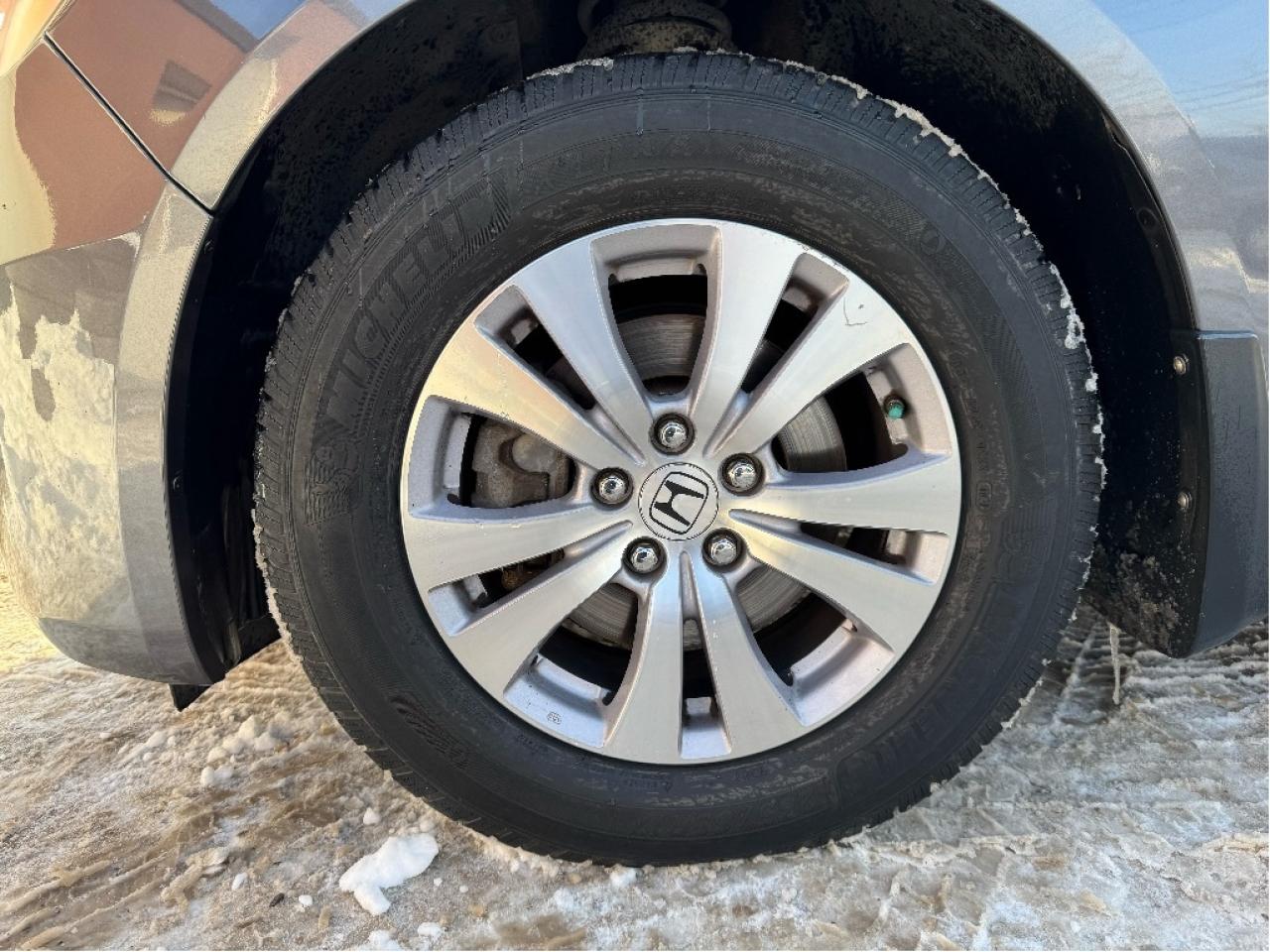 2016 Honda Odyssey EX Photo