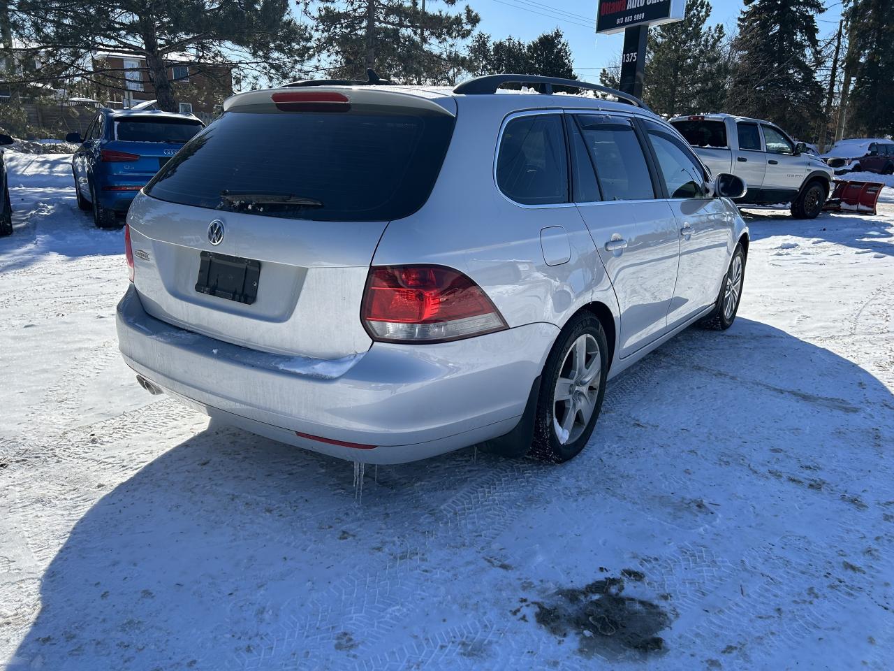 2013 Volkswagen Golf Wagon 2.5L Photo4