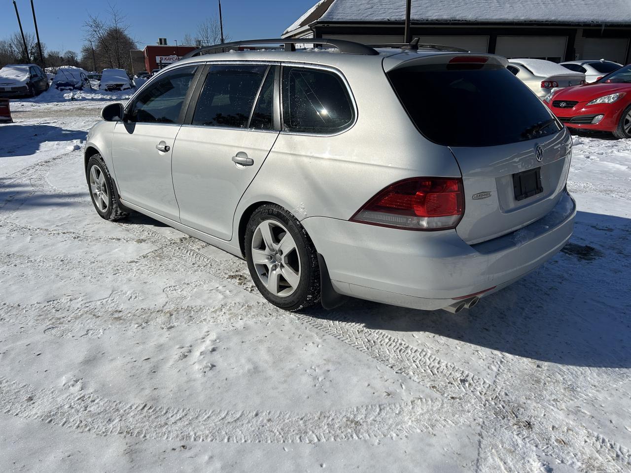 2013 Volkswagen Golf Wagon 2.5L Photo