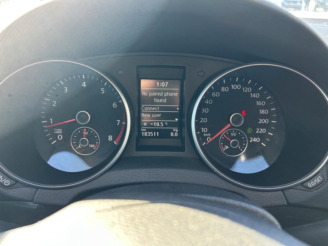 2013 Volkswagen Golf Wagon 2.5L Photo