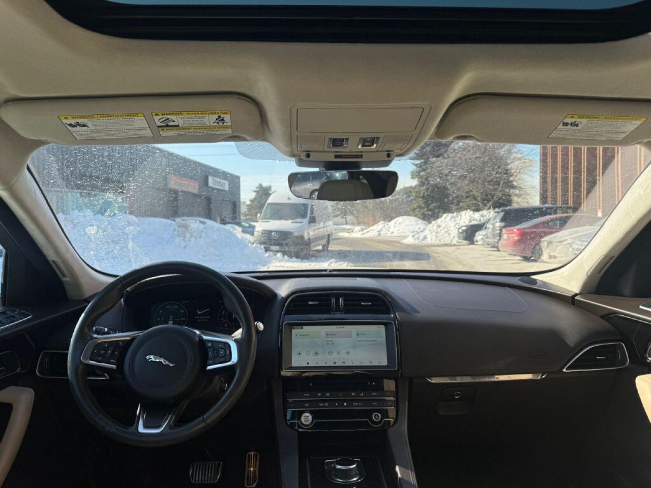 2019 Jaguar F-PACE 25T Prestige/ Clean Carfax/ Panoroof/NAVI/Leather/ Photo