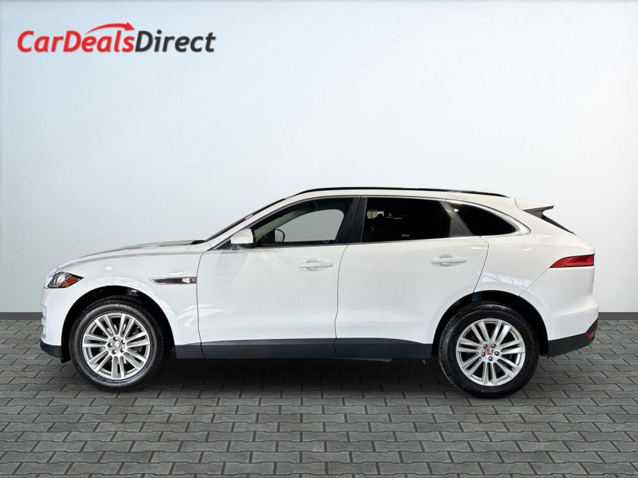 2019 Jaguar F-PACE 25T Prestige / Clean Carfax / Panoramic Roof / NAV Photo2