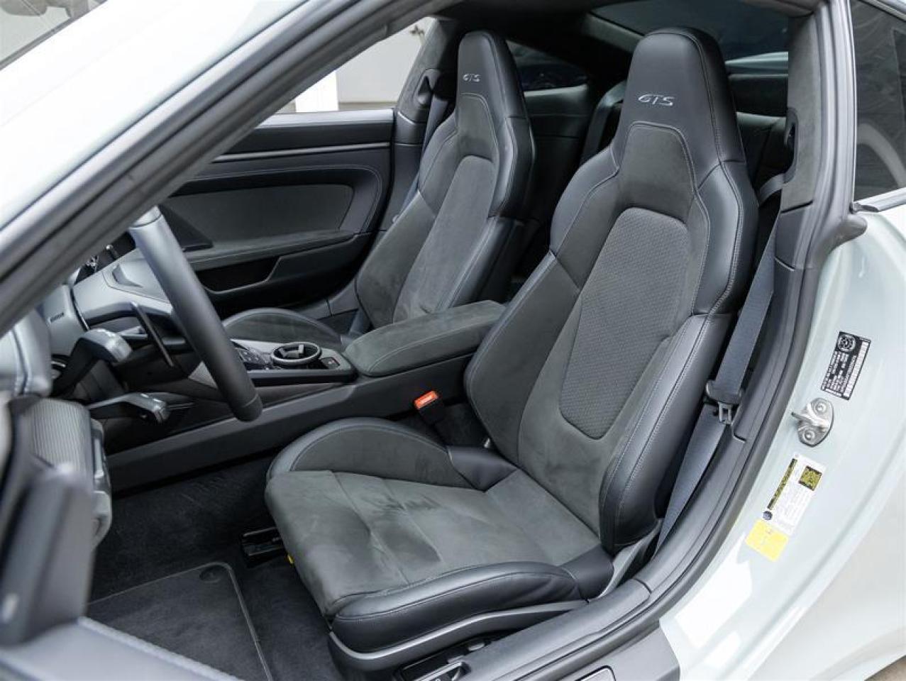 2025 Porsche 911  Photo