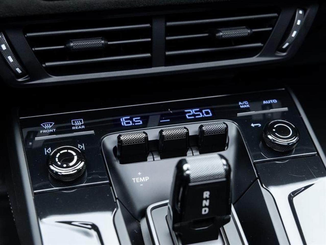 2025 Porsche 911  Photo