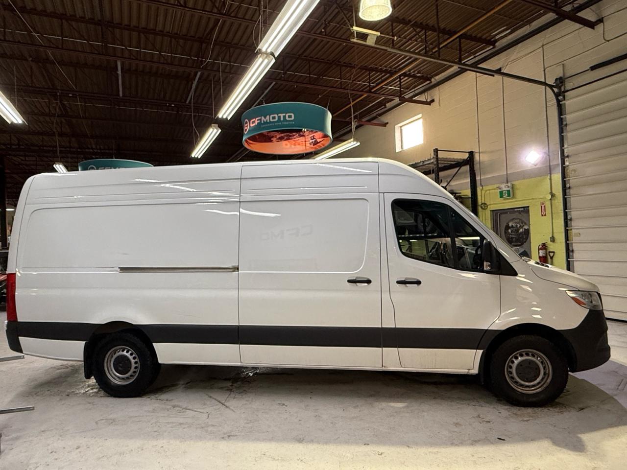 2025 Mercedes-Benz Sprinter DIESEL   NO ACCIDENTS   170 WB LONG HIGH ROOF Photo