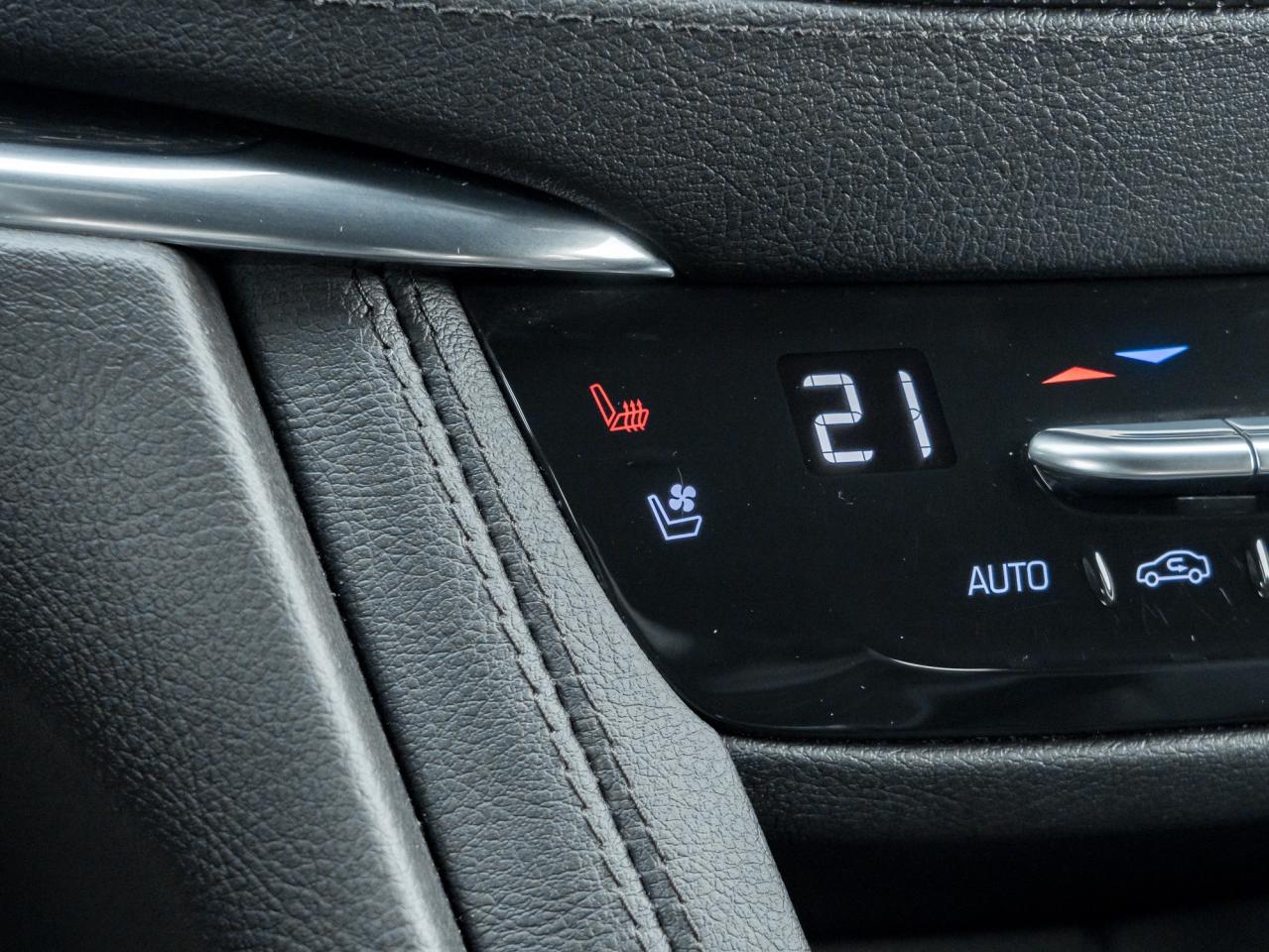 2022 Cadillac XT5 Premium Luxury 4dr All-Wheel Drive Photo