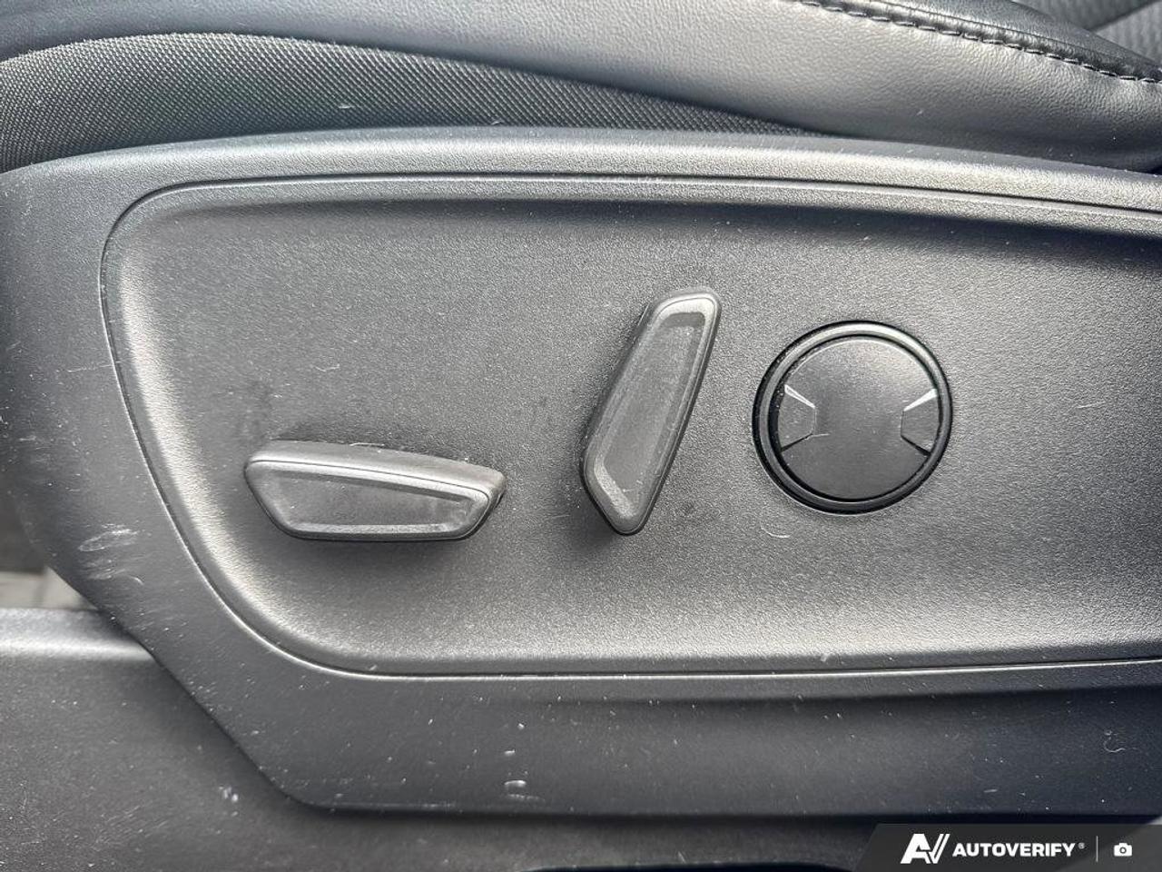 2025 Ford Escape PHEV   HTD FRNT SEATS   REAR CAMERA Photo