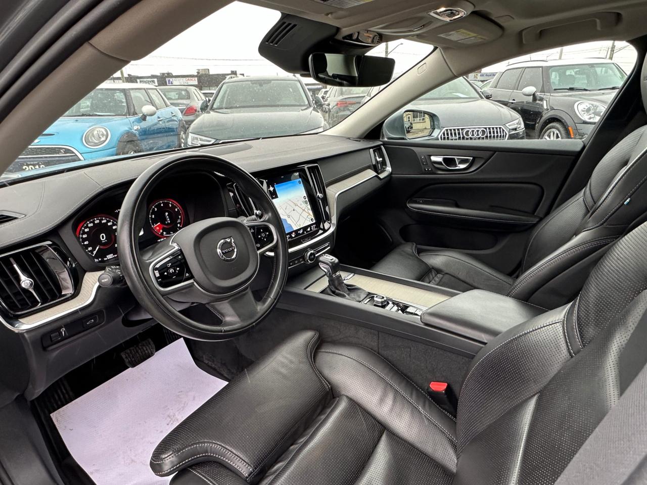 2020 Volvo S60 T6 AWD Inscription  ACCIDENT FREE CERTIFIED MINT Photo