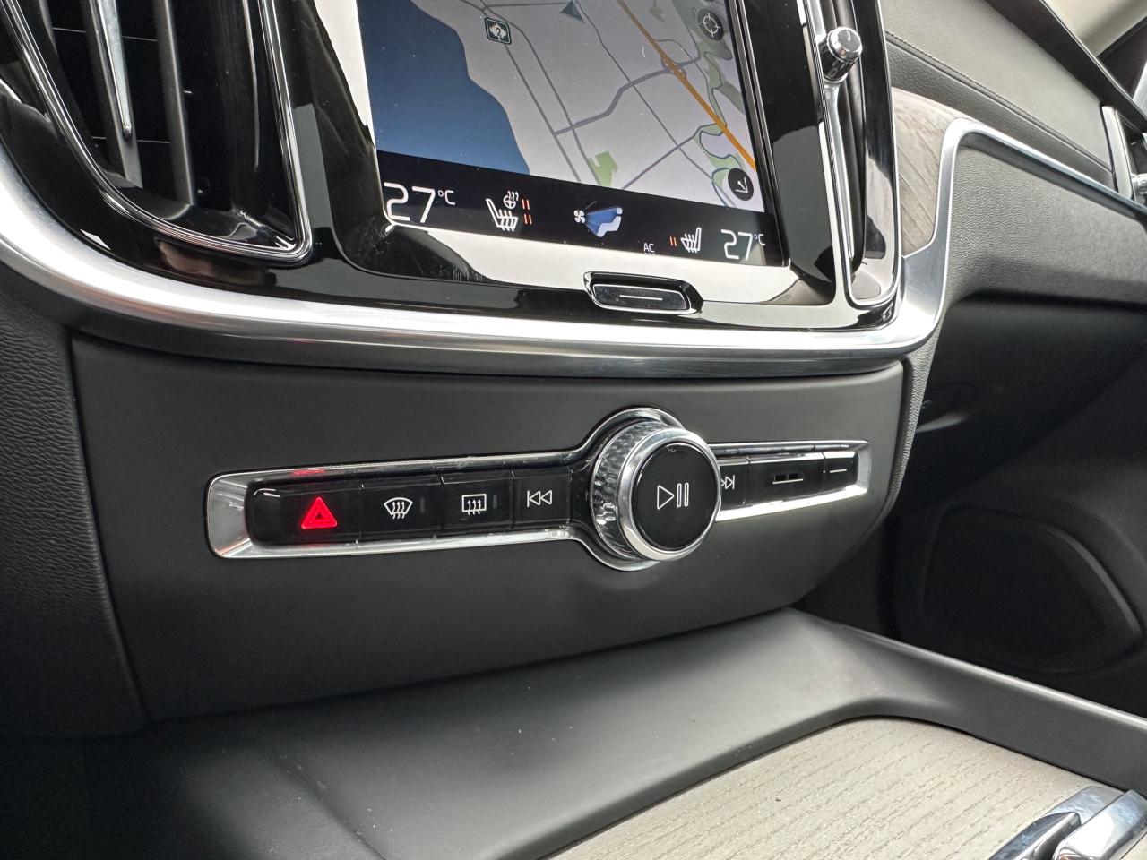 2020 Volvo S60 T6 AWD Inscription  ACCIDENT FREE CERTIFIED MINT Photo