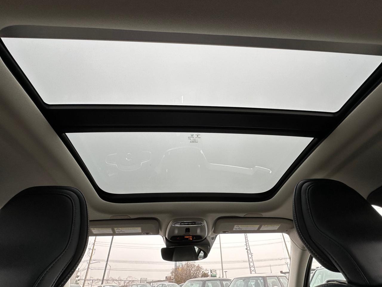 2020 Volvo S60 T6 AWD Inscription  ACCIDENT FREE CERTIFIED MINT Photo