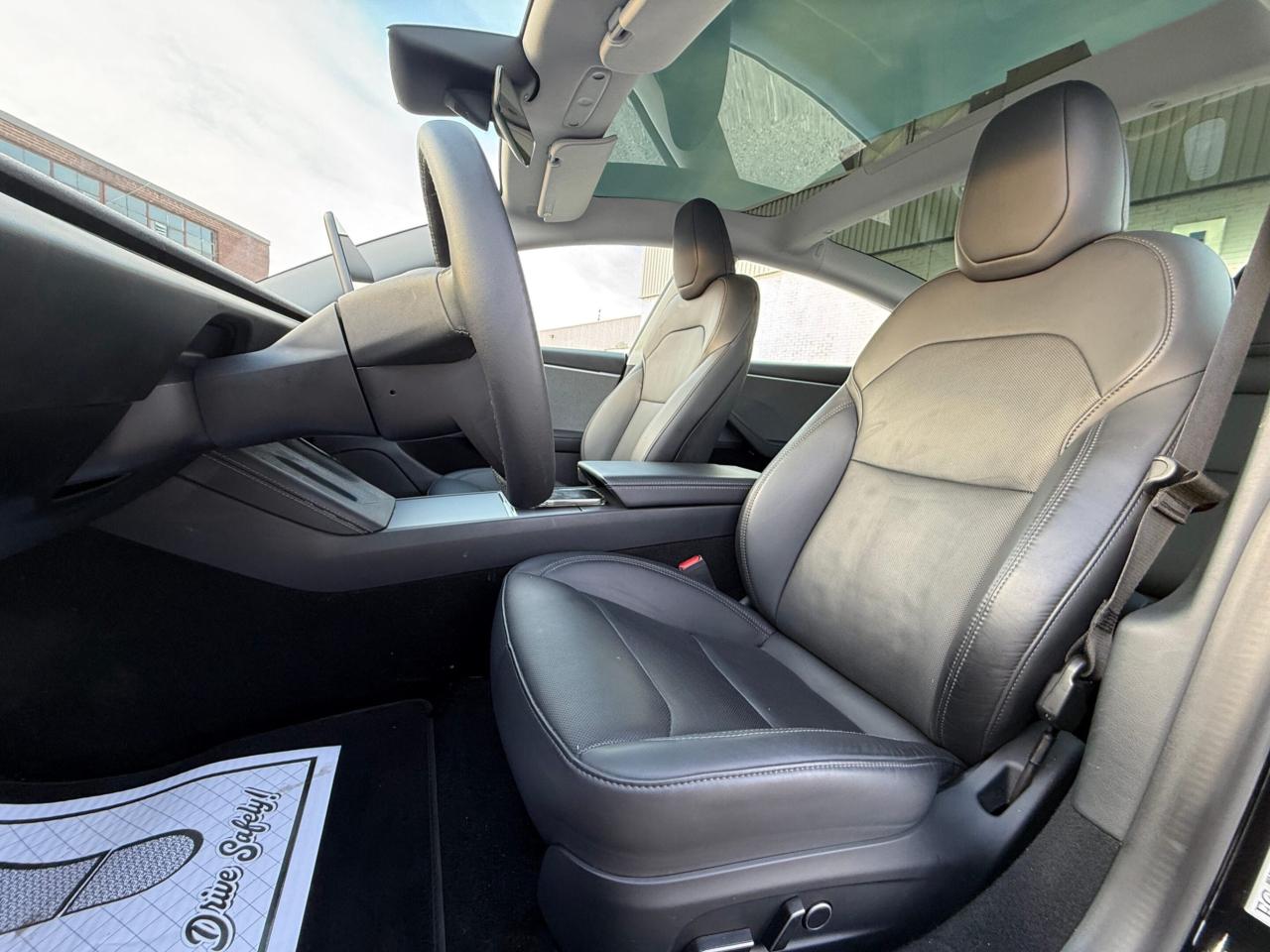 2024 Tesla Model 3 STANDARD RANGE PLUS   NO ACCIDENT   ONE OWNER Photo