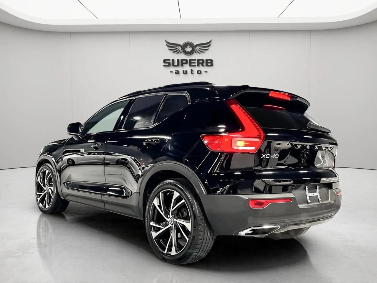 2020 Volvo XC40 R-DESIGN   T5   AWD   SUNROOF   HEATED SEATS Photo