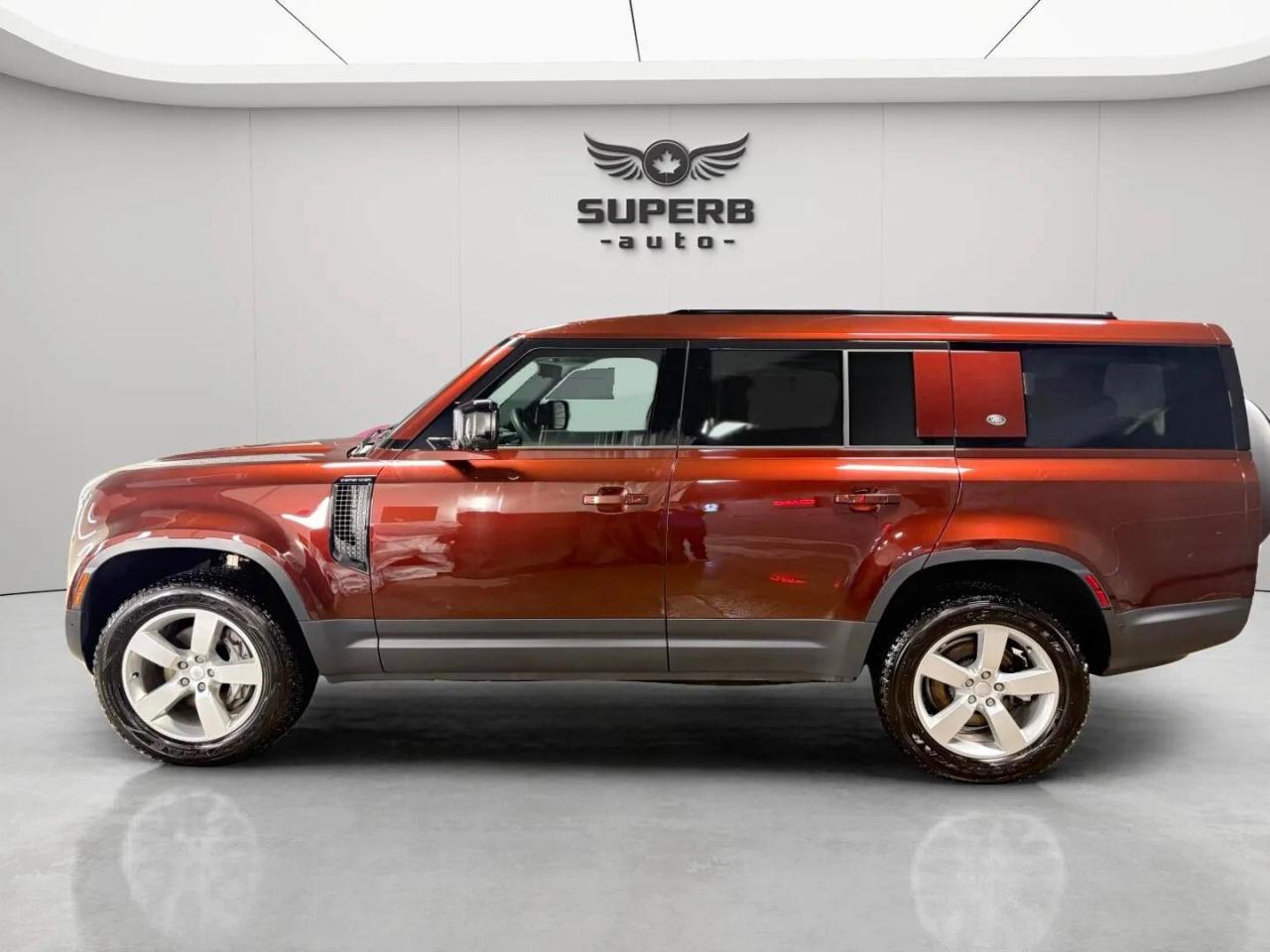 2023 Land Rover Defender 130 FIRST EDITION   AWD   ONE OWNER   NO ACCIDENT Photo2