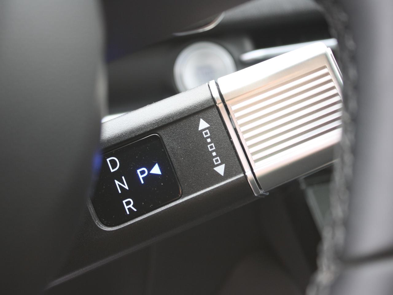 2025 Hyundai Tucson Plug-In Hybrid Ultimate Demo / Sroof / Heated Seats / Winter Tire Photo