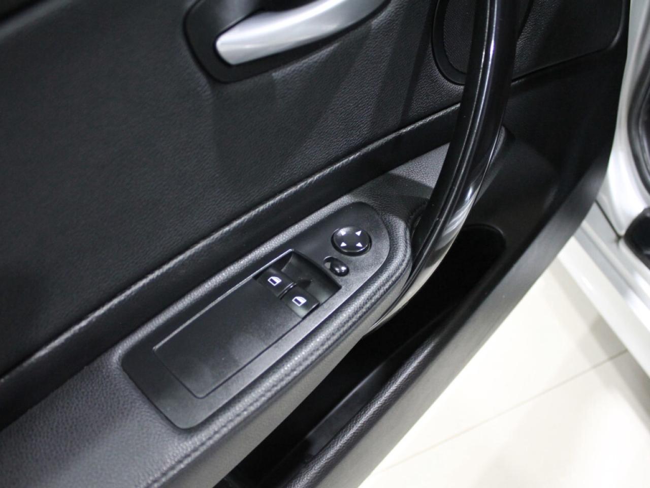 2008 BMW 1 Series 2dr Cpe 128i Automatic CASH DEAL ONLY (NOT FINANCA Photo