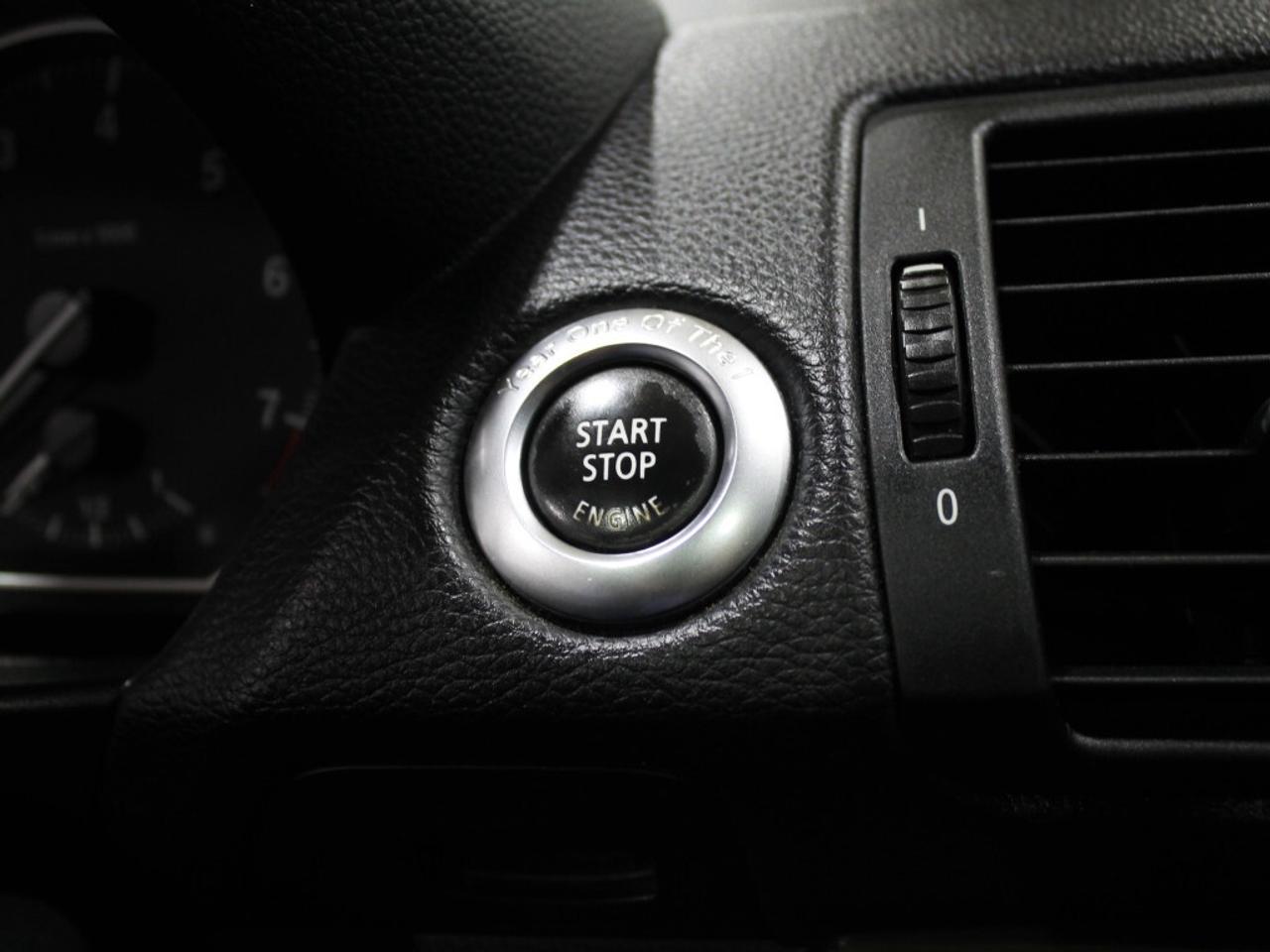 2008 BMW 1 Series 2dr Cpe 128i Automatic CASH DEAL ONLY (NOT FINANCA Photo