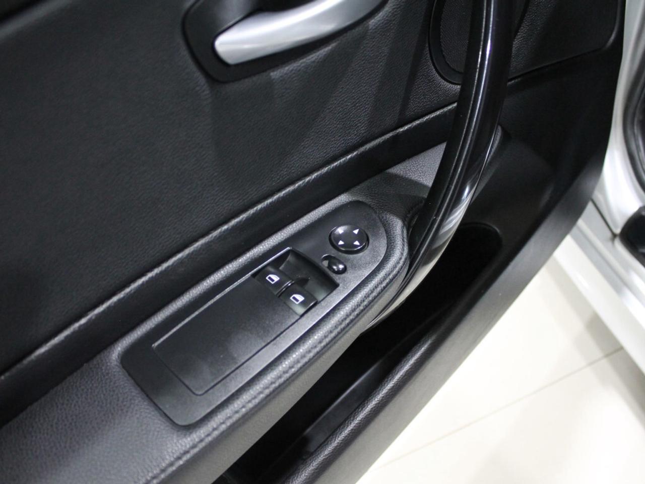 2008 BMW 1 Series 2dr Cpe 128i Automatic CASH DEAL ONLY (NOT FINANCA Photo