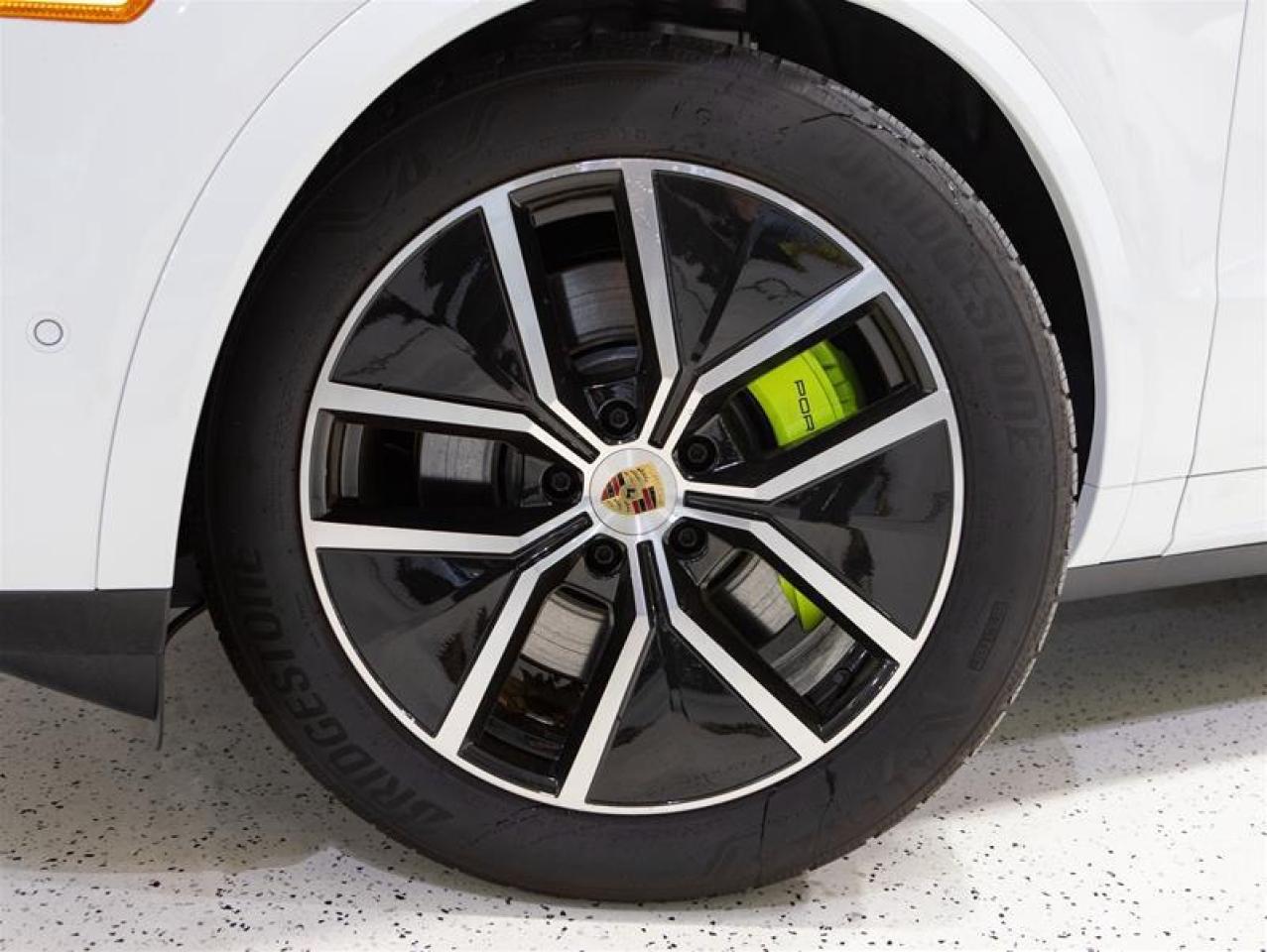 2024 Porsche Cayenne S e-Hybrid AWD Photo