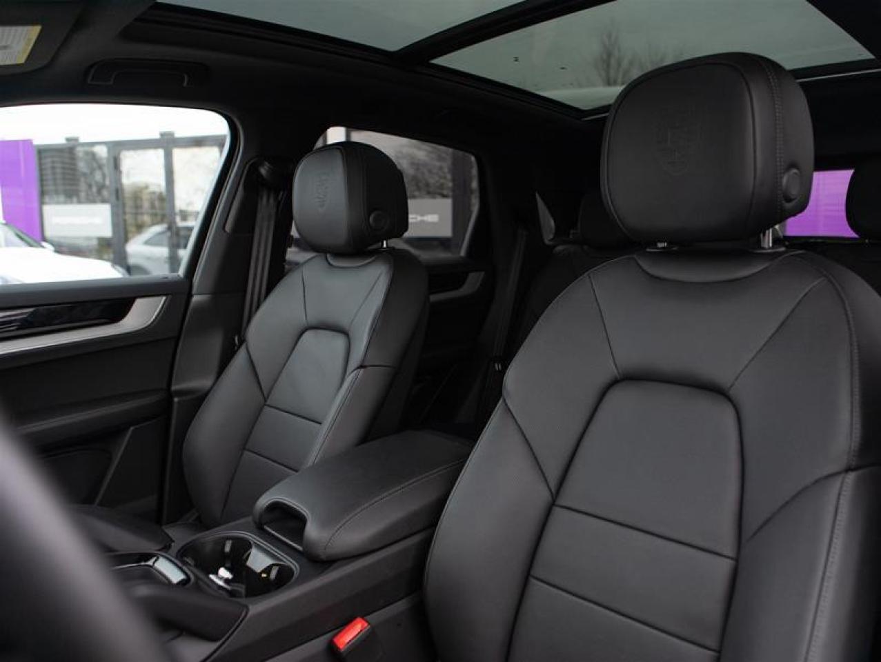 2024 Porsche Cayenne S e-Hybrid AWD Photo