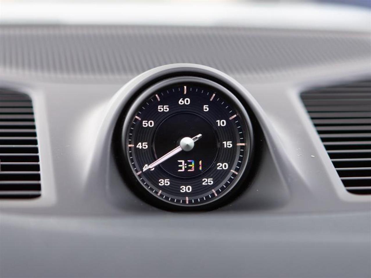 2024 Porsche Cayenne S e-Hybrid AWD Photo