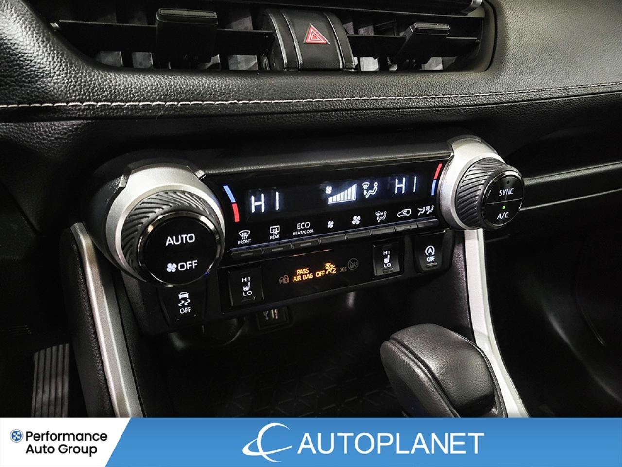 2024 Toyota RAV4 XLE AWD, Sunroof, Heated Seats,New Brakes & Tires! Photo