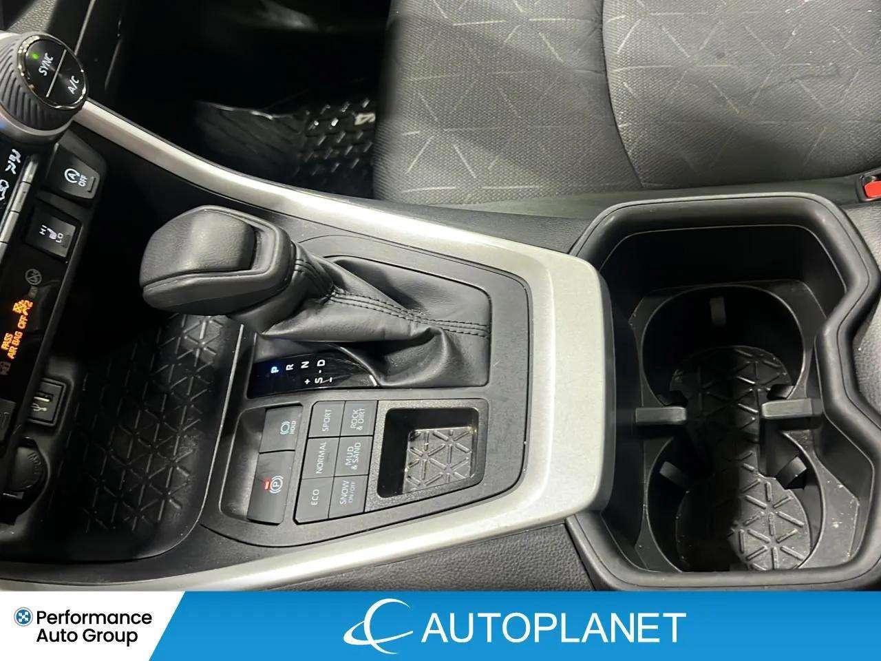 2024 Toyota RAV4 XLE AWD, Heated Seats, Sunroof, NEW BRAKES & TIRES Photo