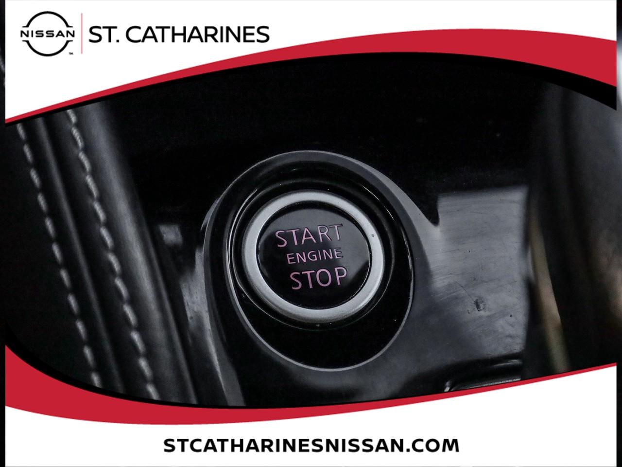 2020 Nissan Kicks SR Photo