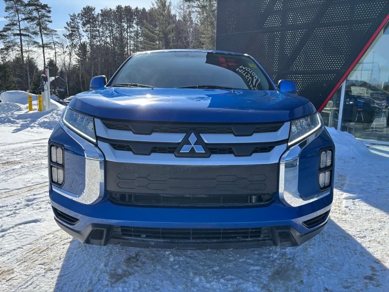 2022 Mitsubishi RVR ES 4dr AWC Photo