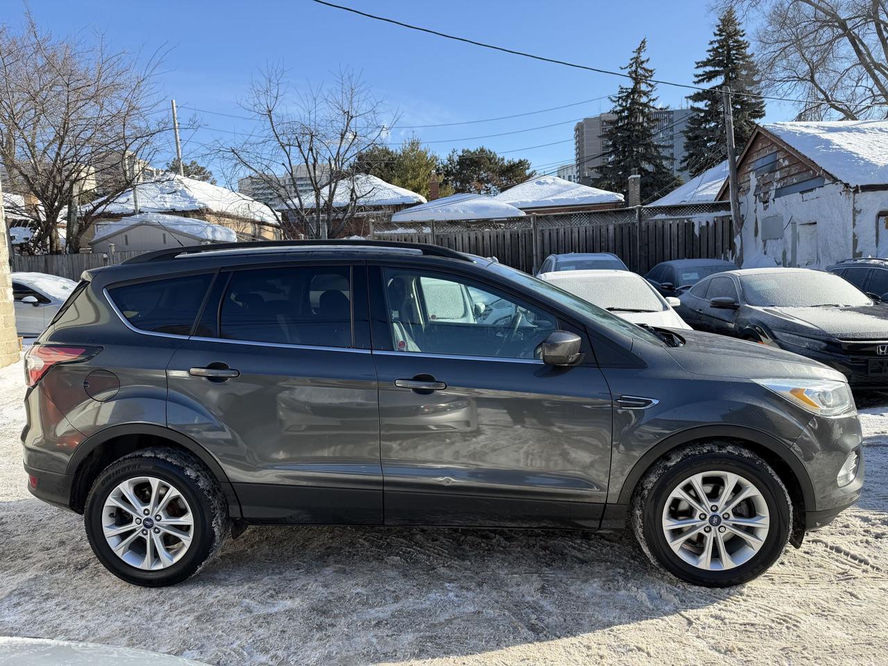 2017 Ford Escape SE Photo