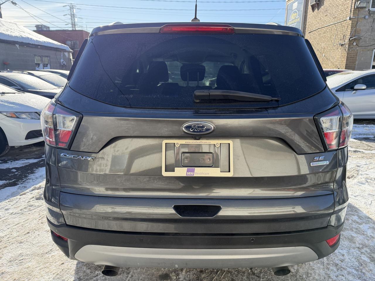 2017 Ford Escape SE Photo