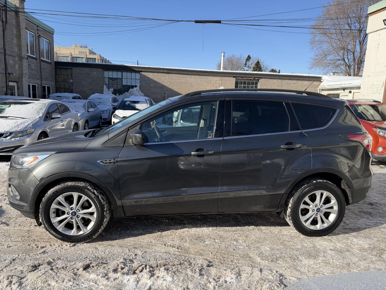 2017 Ford Escape SE Photo