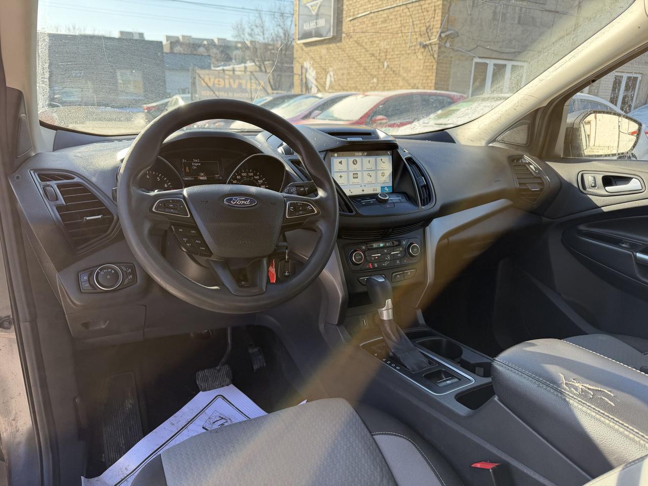 2017 Ford Escape SE Photo