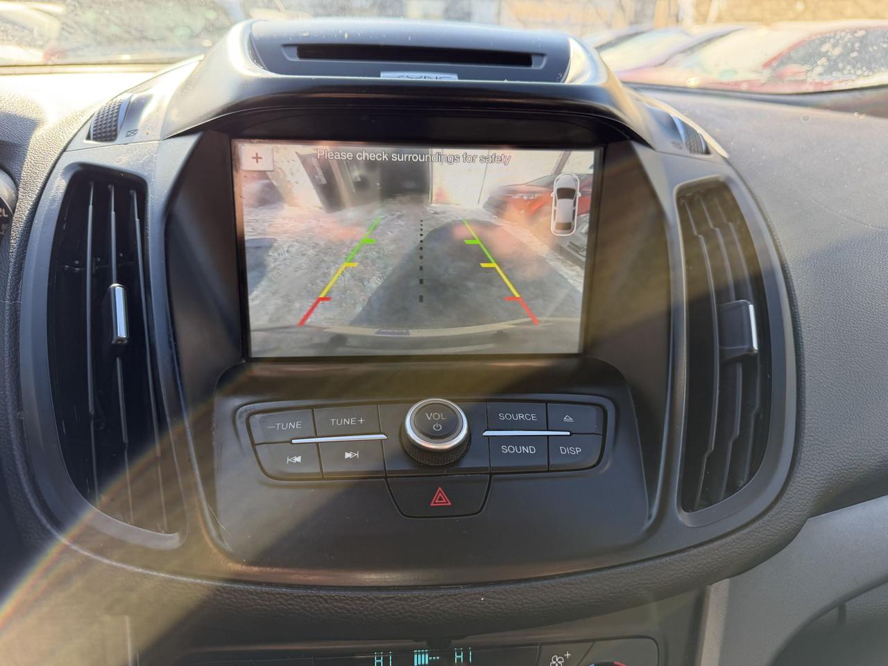 2017 Ford Escape SE Photo