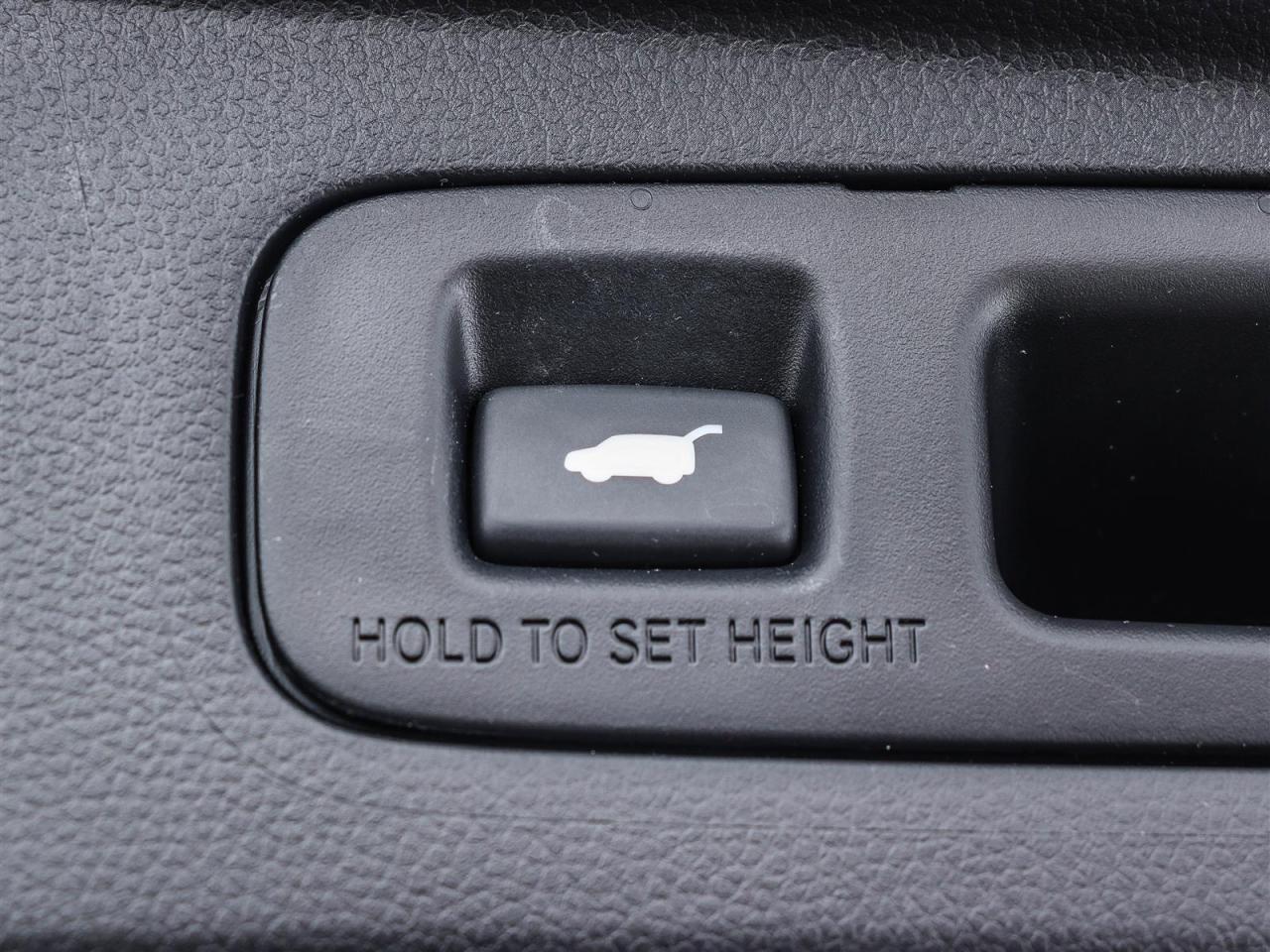 2024 Honda CR-V Hybrid Touring 4dr All-Wheel Drive Photo