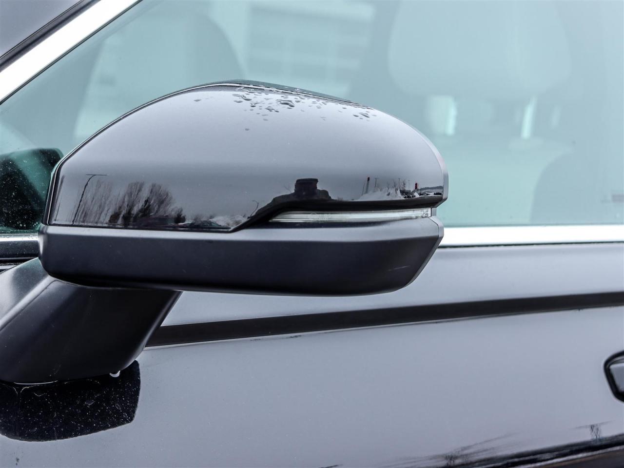 2024 Honda CR-V Hybrid Touring 4dr All-Wheel Drive Photo