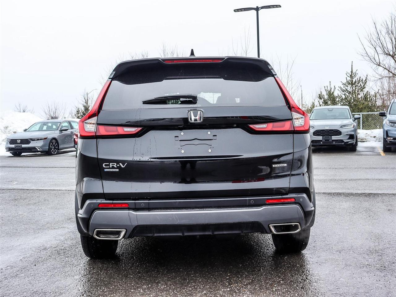 2024 Honda CR-V Hybrid Touring 4dr All-Wheel Drive Photo3
