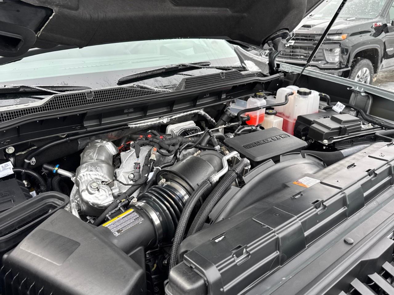 2026 Chevrolet SILVERADO 2500HD 4WD Crew Cab Standard Box LTZ Photo