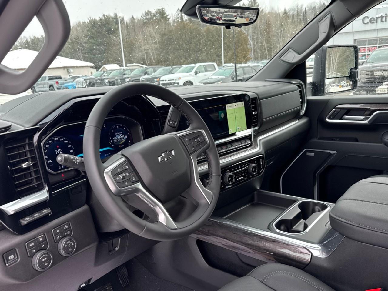 2026 Chevrolet SILVERADO 2500HD 4WD Crew Cab Standard Box LTZ Photo