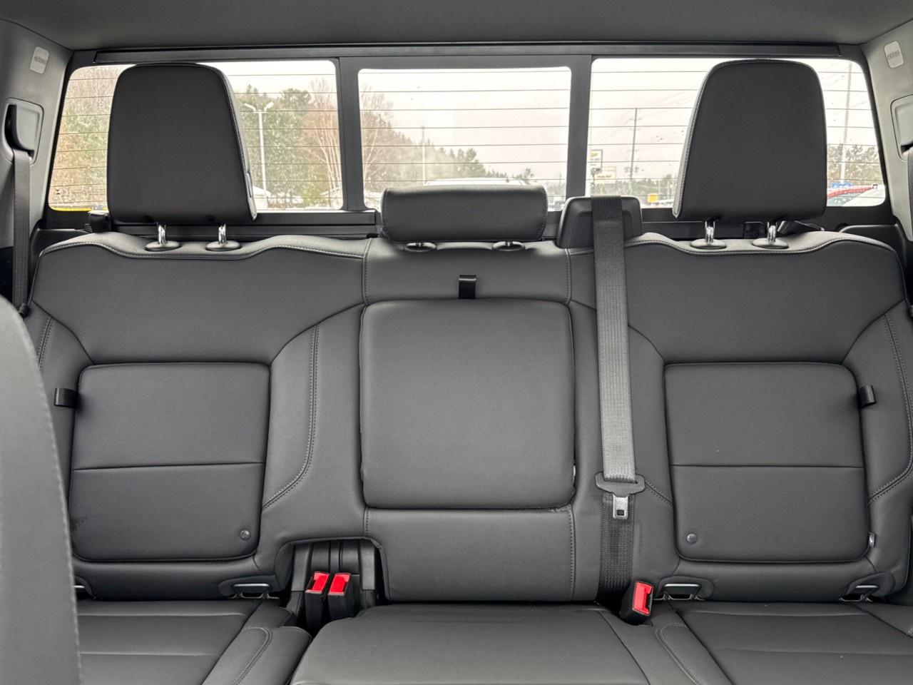 2026 Chevrolet SILVERADO 2500HD 4WD Crew Cab Standard Box LTZ Photo