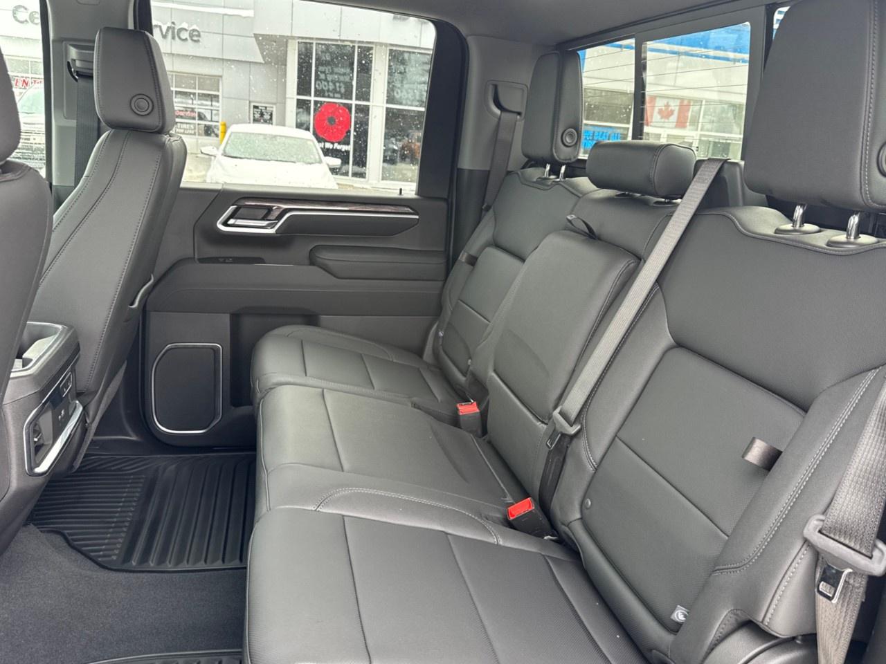 2026 Chevrolet SILVERADO 2500HD 4WD Crew Cab Standard Box LTZ Photo