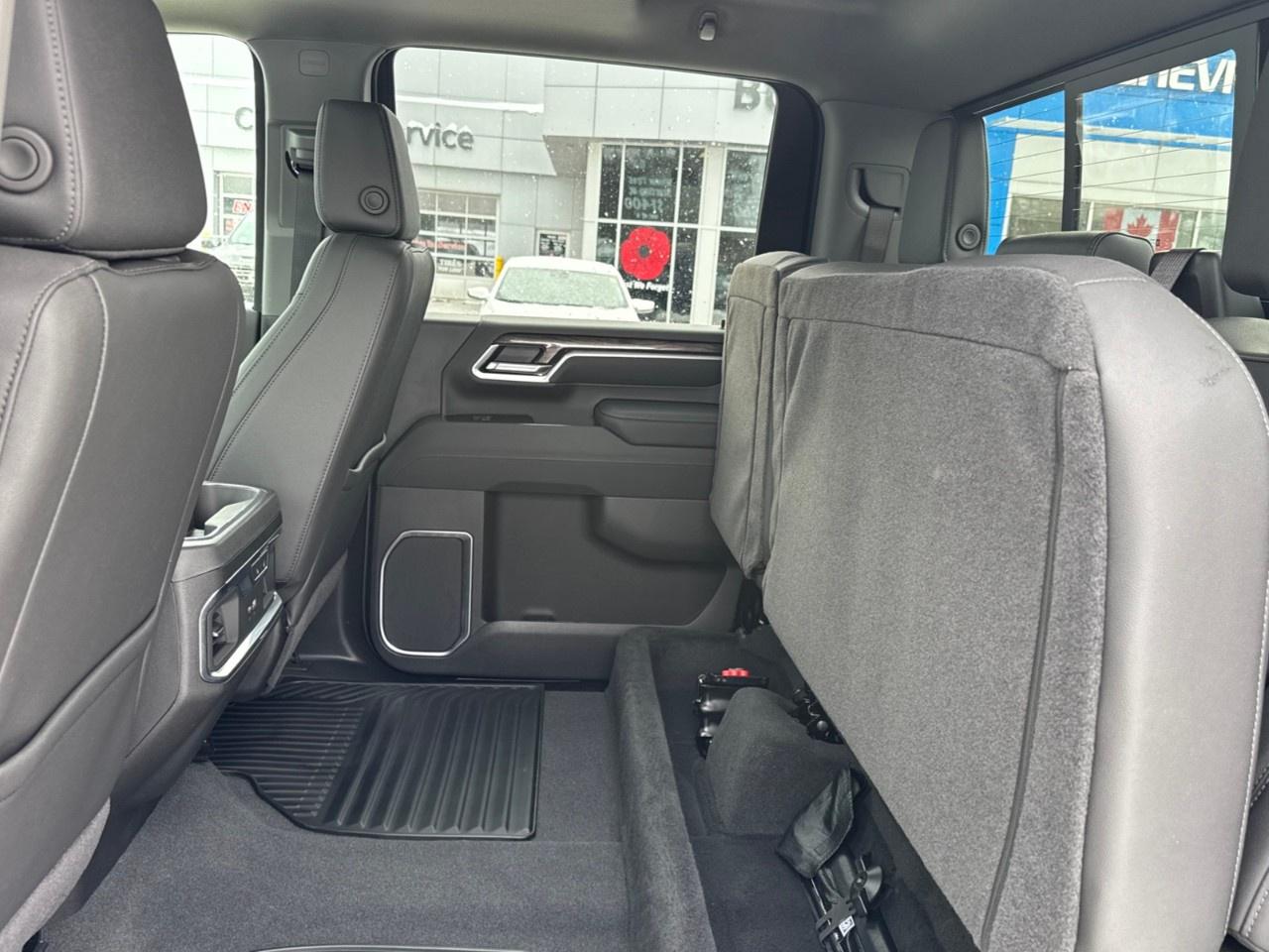 2026 Chevrolet SILVERADO 2500HD 4WD Crew Cab Standard Box LTZ Photo