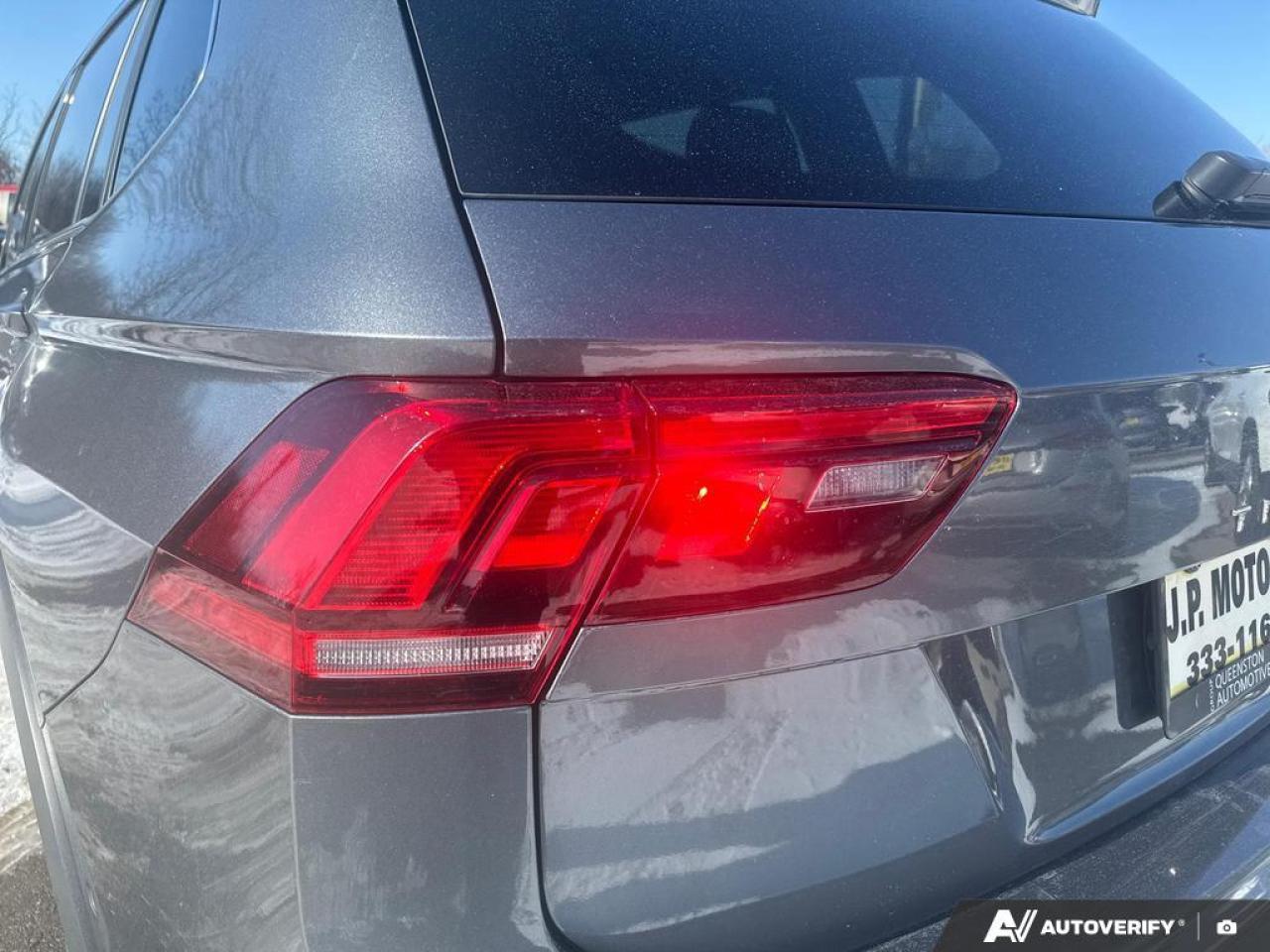 2022 Volkswagen Tiguan Highline R-Line AUTO PARKING   BACKUP CAM   BLUETO Photo