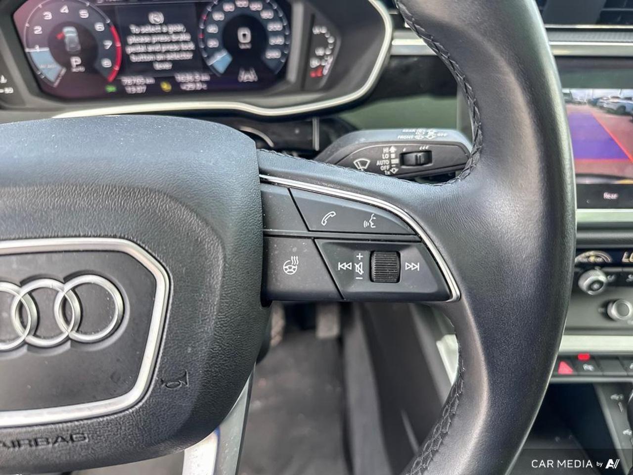 2022 Audi Q3 40 Progressiv BACKUP CAM   BT   HTD LTHR SEATS   K Photo