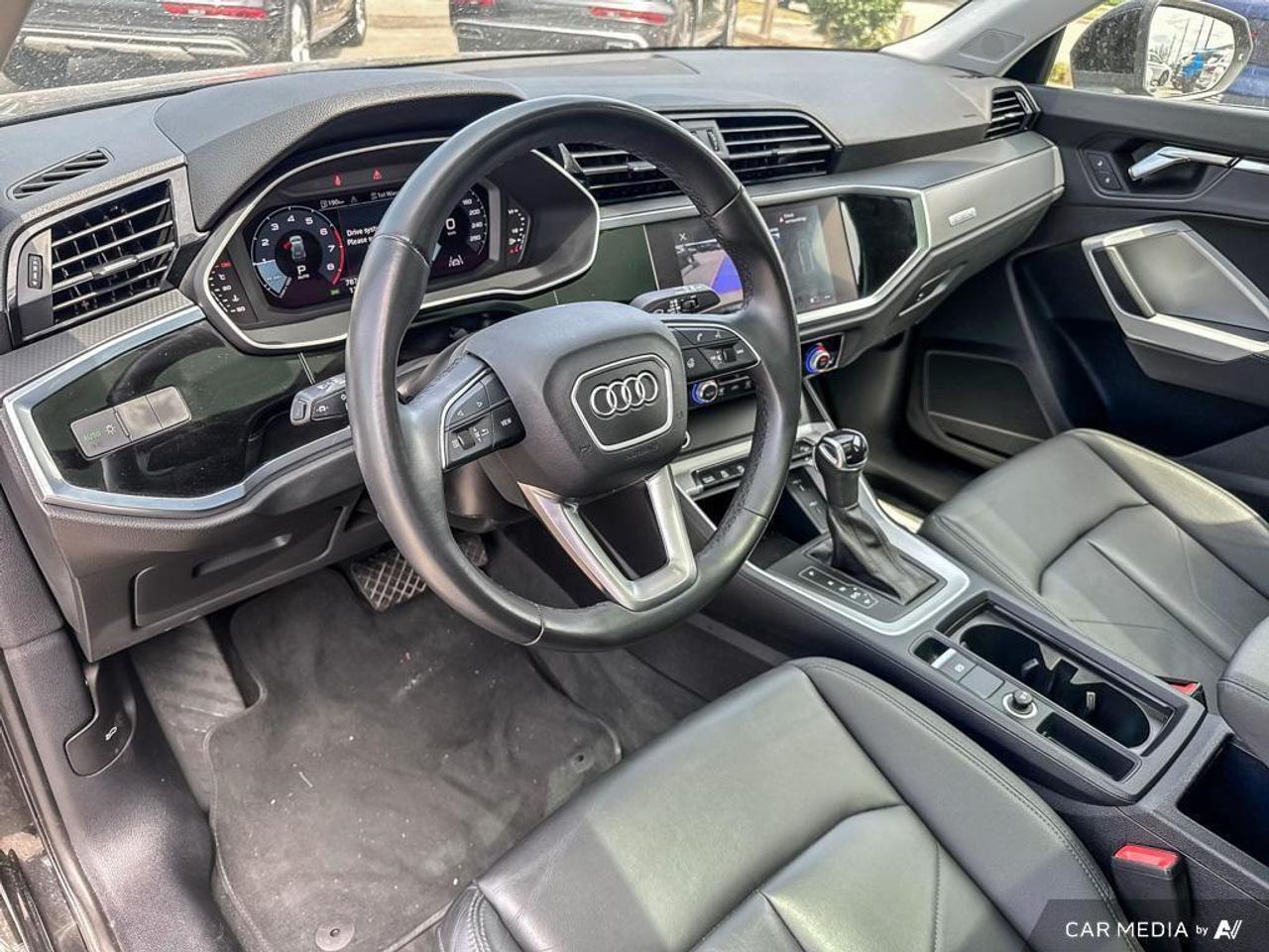 2022 Audi Q3 40 Progressiv BACKUP CAM   BT   HTD LTHR SEATS   K Photo